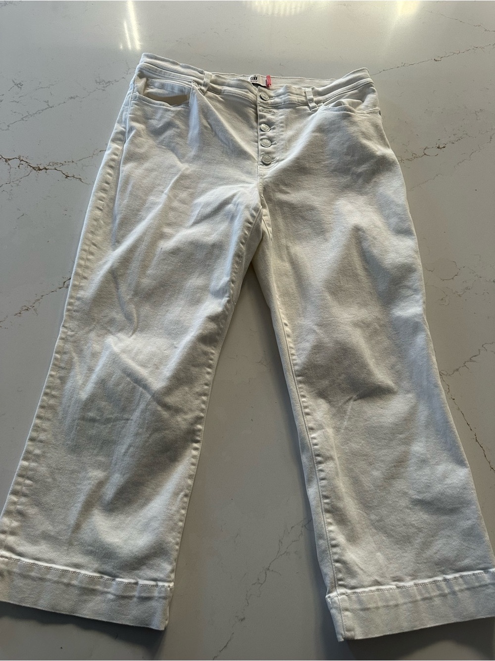 Women's CAbi Palm beach crop  White Button-Fly Jeans.  Size 14